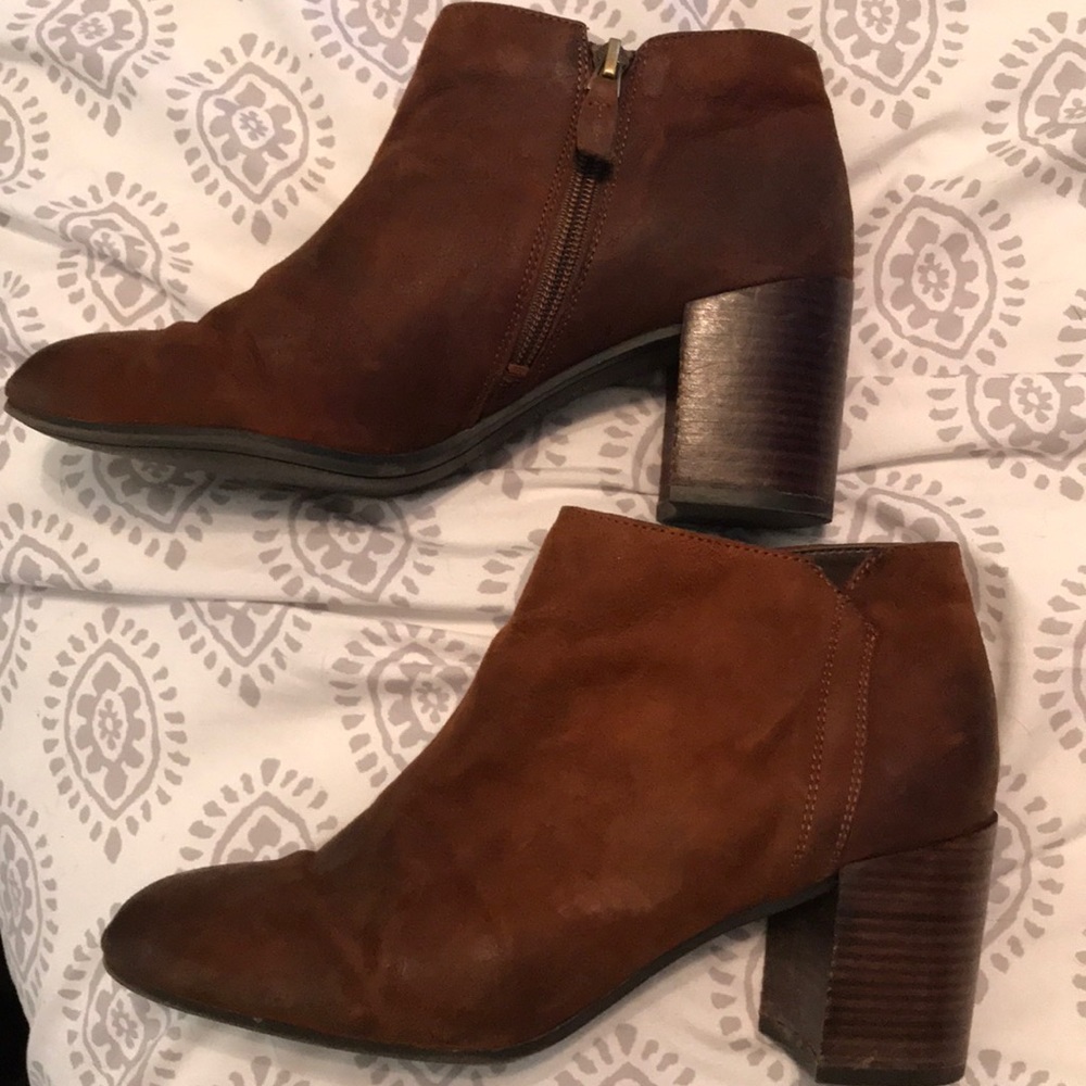 Franco Sarto Brown suede booties